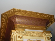 Ceiling molding motif